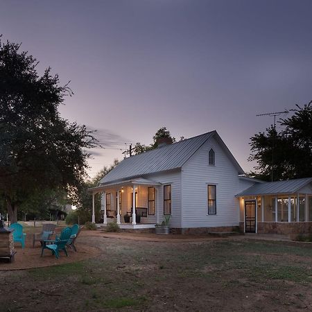 Mustard Seed B&B On The Llano 외부 사진