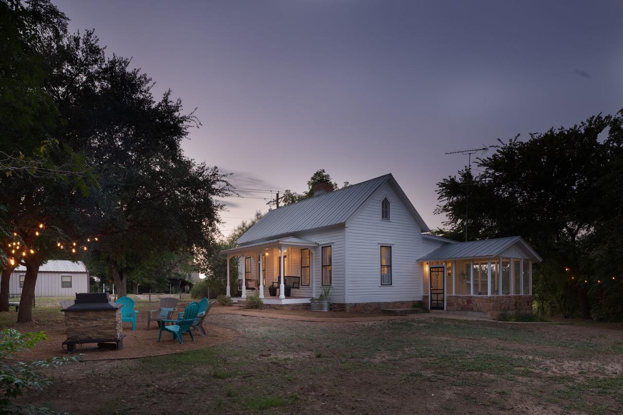 Mustard Seed B&B On The Llano 외부 사진
